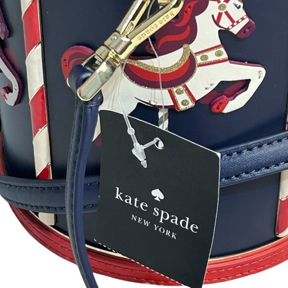 KATE SPADE WINTER WONDERS CAROUSEL 3D CROSSBODY BAG NWT - Picture 6 of 8